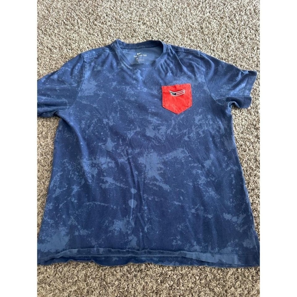 Nike Tee Mens XL Blue Tie Dye Graphic Pocket T Shirt